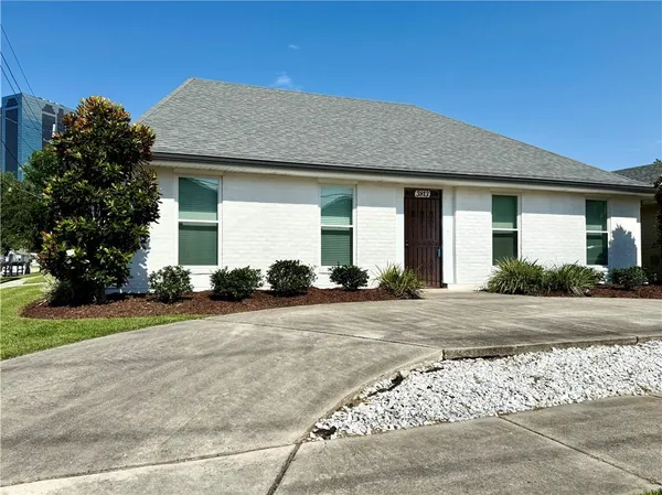 $510,000 | 3813 North Arnoult Road, Metairie, LA 70002
