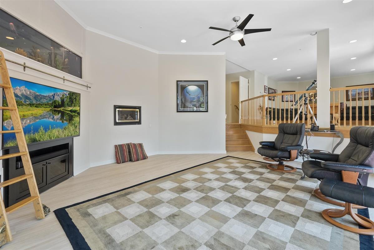 23050 Old Logging Road Los Gatos, CA 95033 - Photo 15 of 46 Gallery Image 15