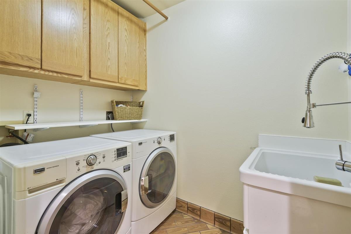 23050 Old Logging Road Los Gatos, CA 95033 - Photo 18 of 46 Gallery Image 18