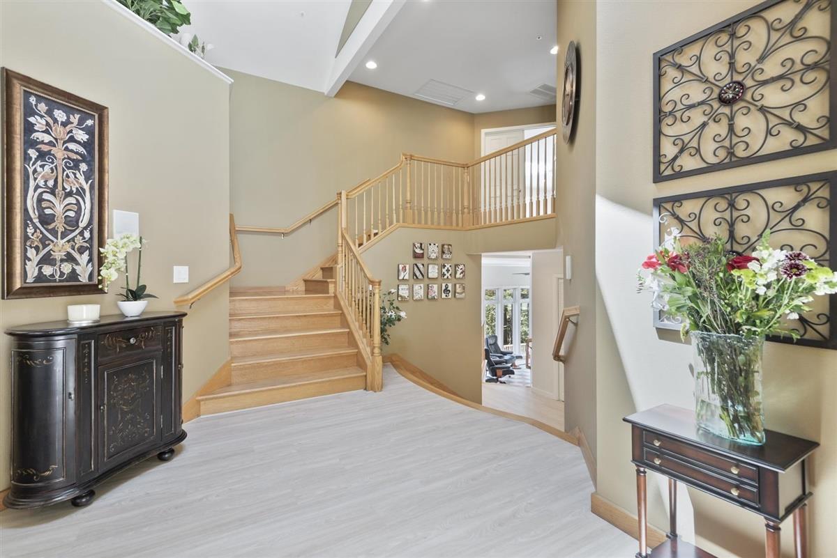 23050 Old Logging Road Los Gatos, CA 95033 - Photo 5 of 46 Gallery Image 5