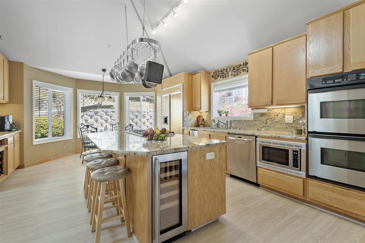 23050 Old Logging Road Los Gatos, CA 95033 - Photo 9 of 46 Gallery Image 9