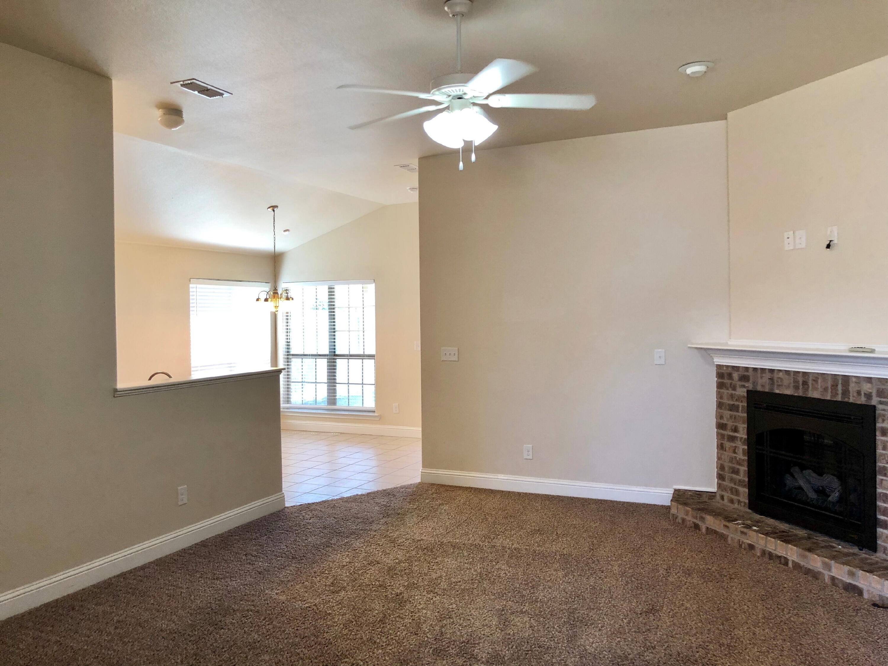 5524 110th Street Lubbock, TX 79424 - Photo 2 of 12 IMG_E1553