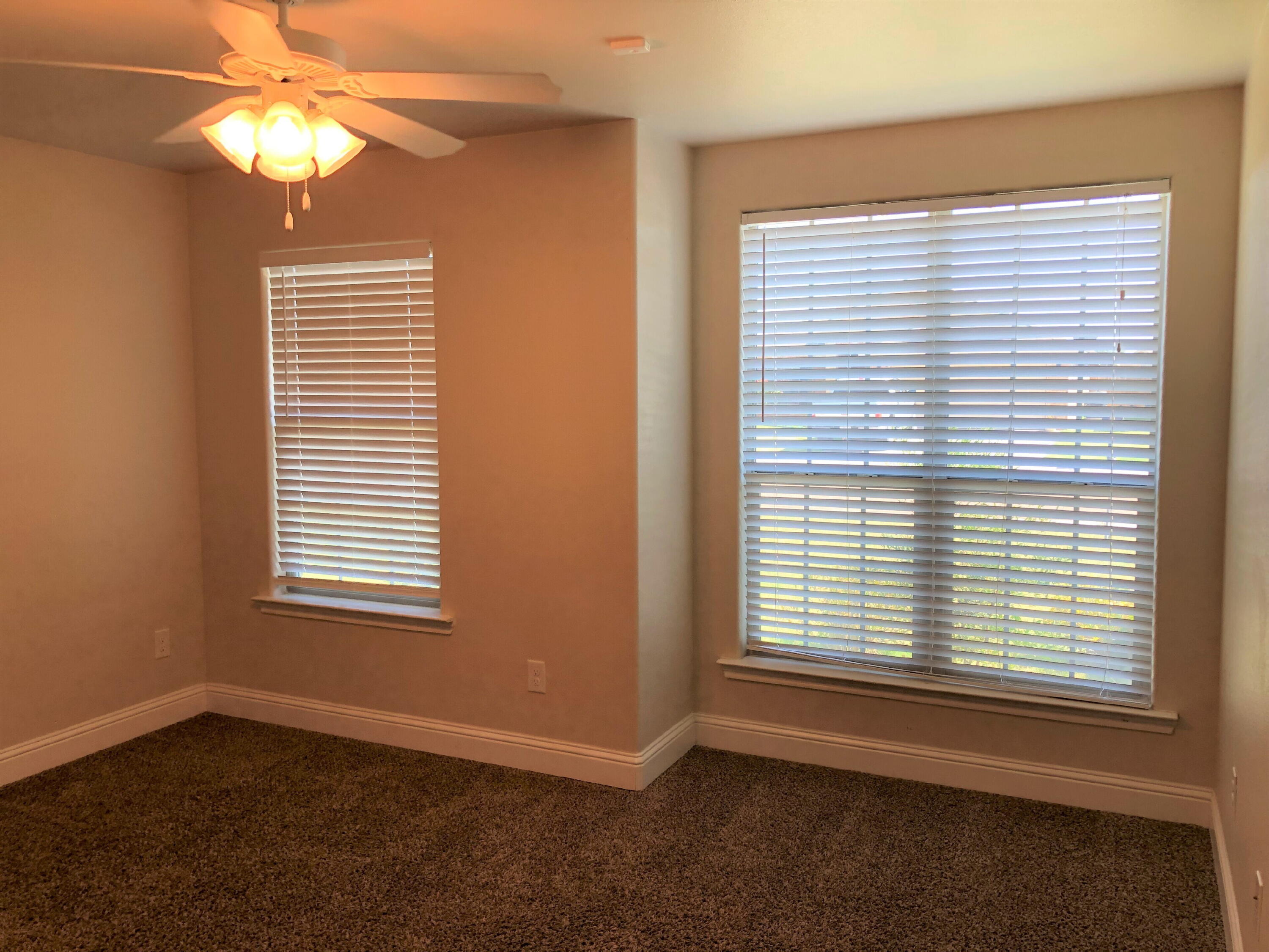 5524 110th Street Lubbock, TX 79424 - Photo 5 of 12 IMG_1559