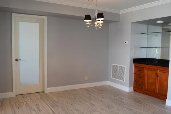 $2,600 | 1238 Hillsboro Mile, Unit 511, Pompano Beach, FL 33062