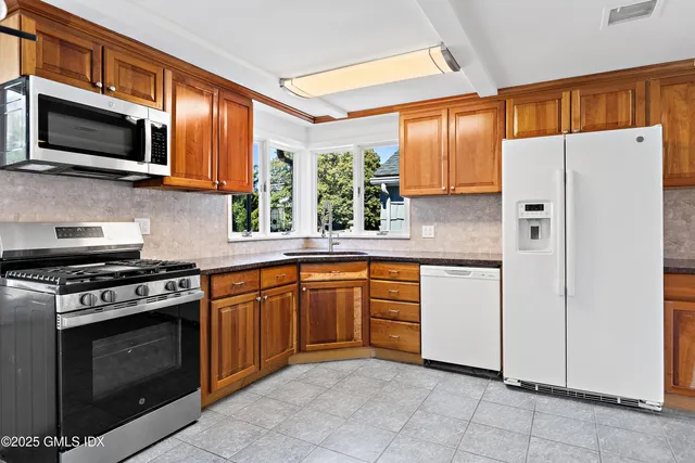 $6,500 | 119 Bowman Drive, Greenwich, CT 06831