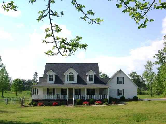 355 North Barton Road Taylors, SC 29687 - Photo 1 of 25 Gallery Image 1