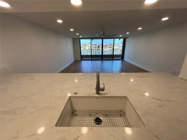 $4,700 | 6260 Kipps Colony Court South, Unit 203, Gulfport, FL 33707