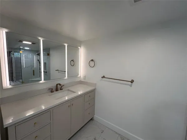 $4,700 | 6260 Kipps Colony Court South, Unit 203, Gulfport, FL 33707