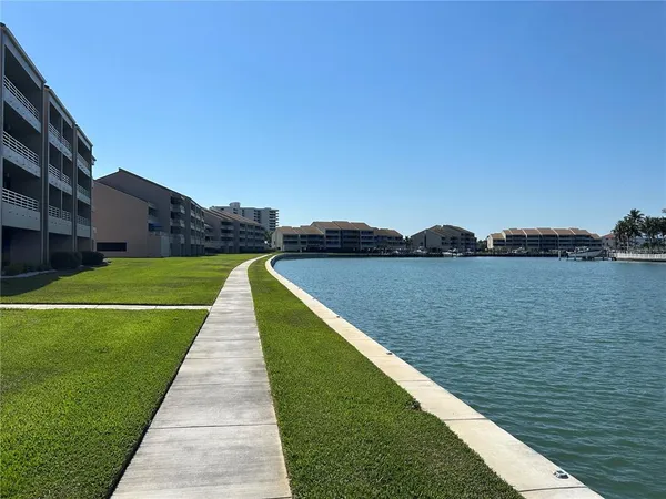 $4,700 | 6260 Kipps Colony Court South, Unit 203, Gulfport, FL 33707