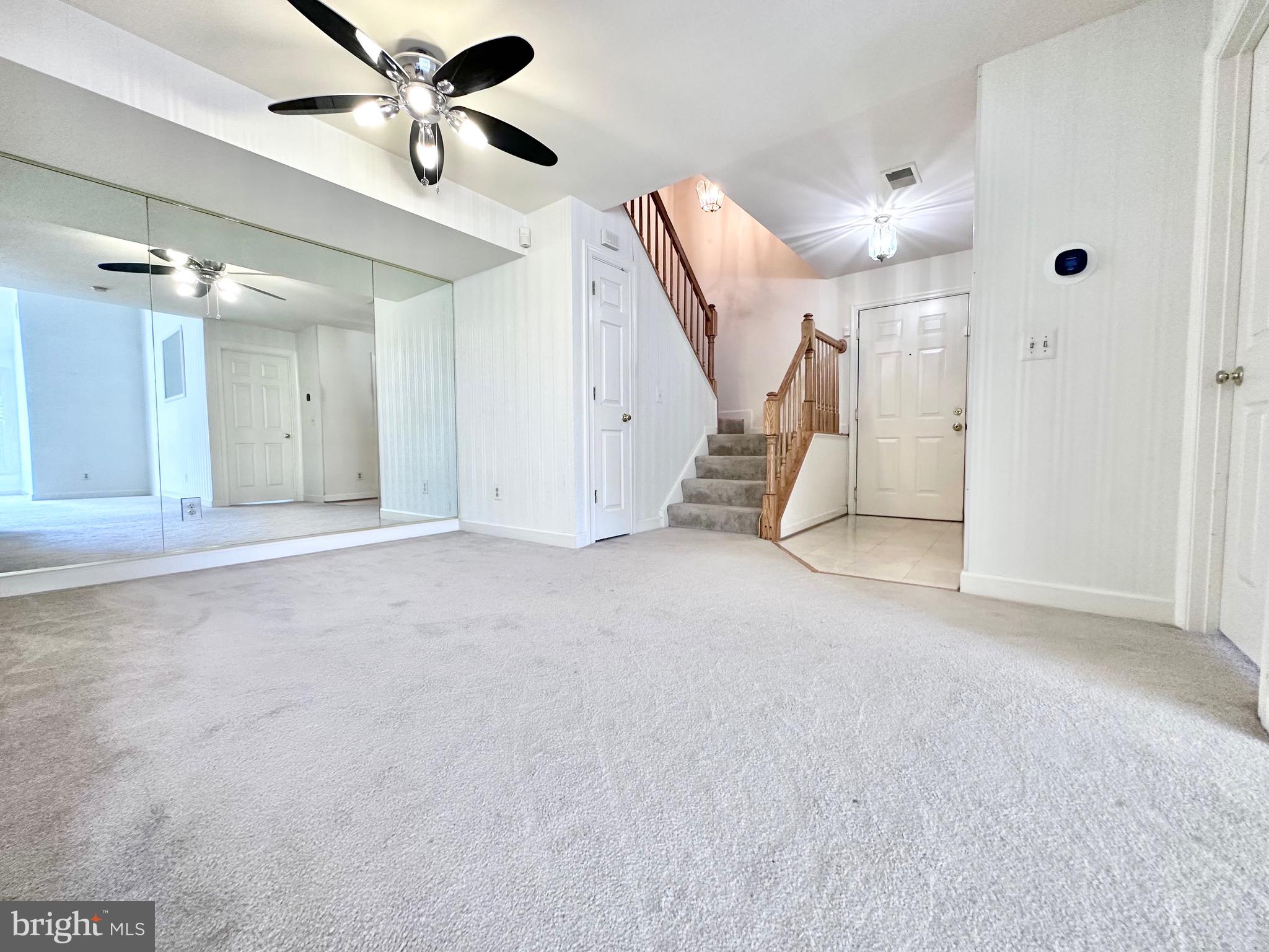 17045 Islip Loop, Unit 301 Dumfries, VA 22026 - Photo 16 of 31