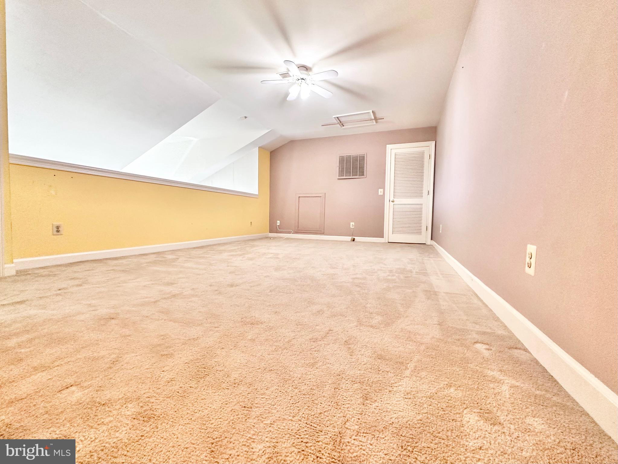 17045 Islip Loop, Unit 301 Dumfries, VA 22026 - Photo 19 of 31