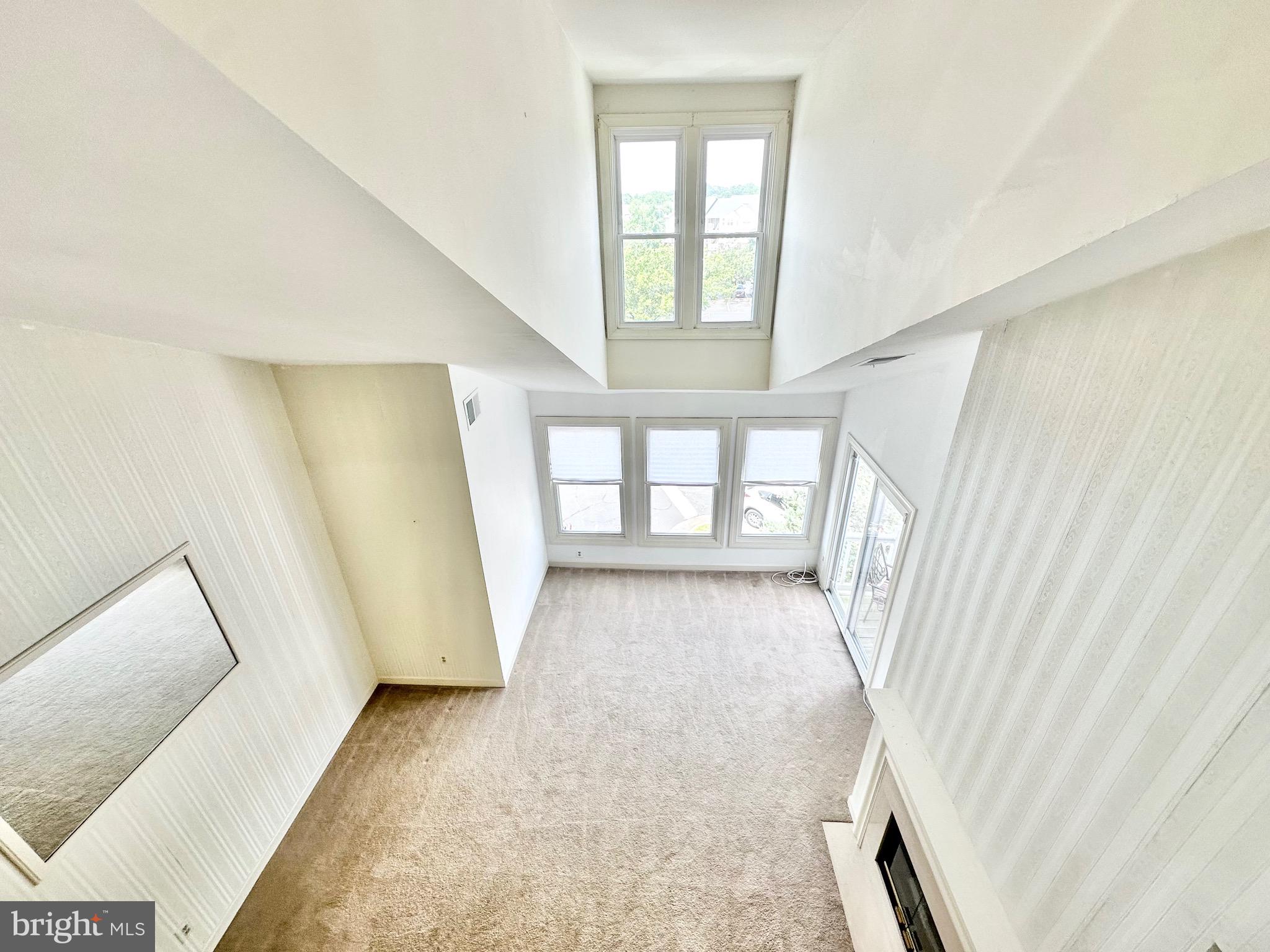 17045 Islip Loop, Unit 301 Dumfries, VA 22026 - Photo 20 of 31