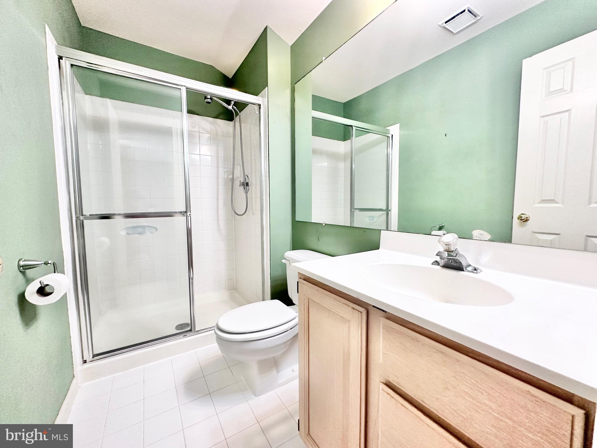 17045 Islip Loop, Unit 301 Dumfries, VA 22026 - Photo 21 of 31