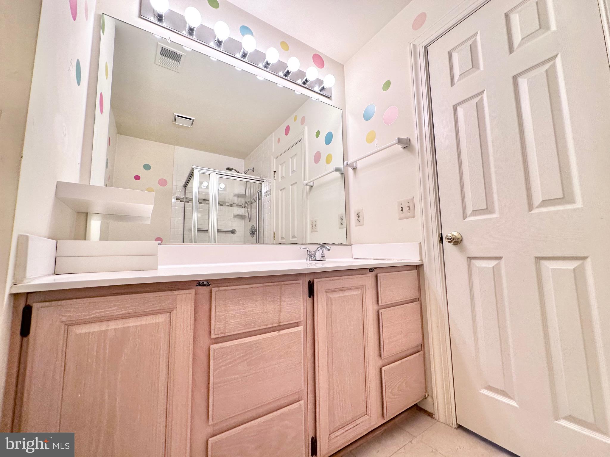 17045 Islip Loop, Unit 301 Dumfries, VA 22026 - Photo 26 of 31
