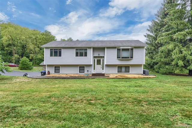 $799,000 | 6 Emily Lane, Monroe, NY 10950