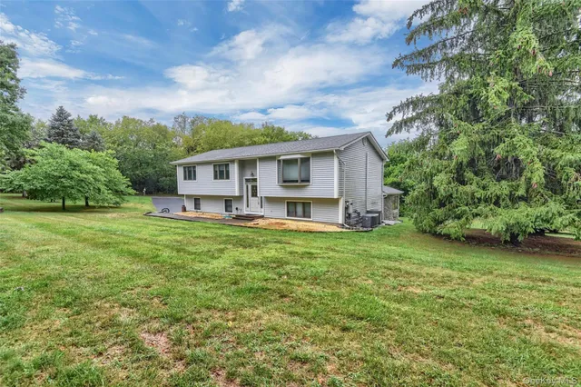 $799,000 | 6 Emily Lane, Monroe, NY 10950