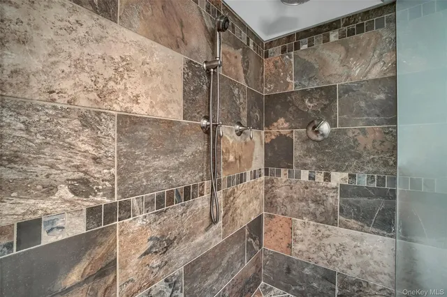 $799,000 | 6 Emily Lane, Monroe, NY 10950