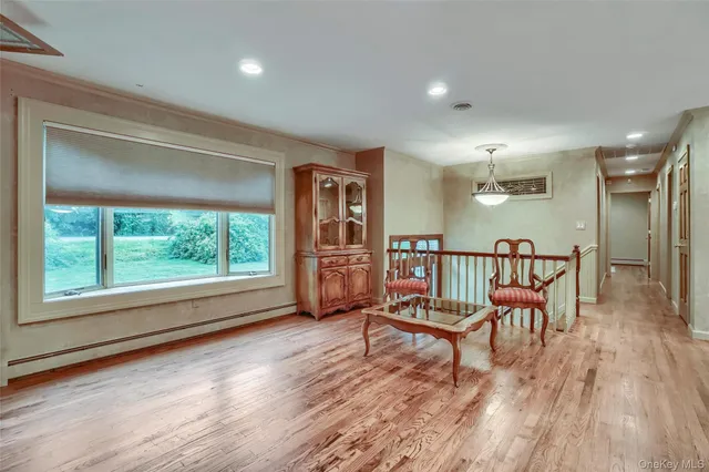 $799,000 | 6 Emily Lane, Monroe, NY 10950