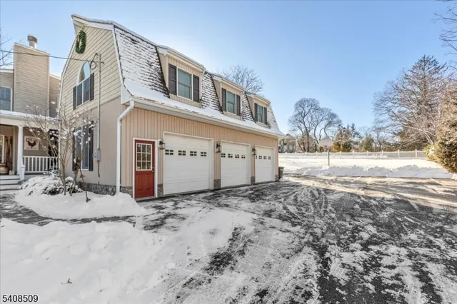 $1,599,000 | 128 Old Forge Road, Millington, NJ 07946