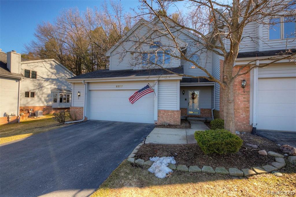 6577 Ridgeview Drive Clarkston, MI 48346 - Photo 1 of 44