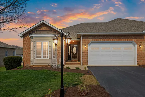 $499,490 | 320 Petros Drive, Waynesboro, VA 22980