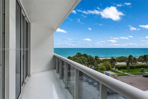 $1,599,999 | 9559 Collins Avenue, Unit S4J, Surfside, FL 33154