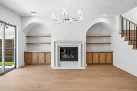 $1,075,000 | 419 Cameron Avenue, Dallas, TX 75223