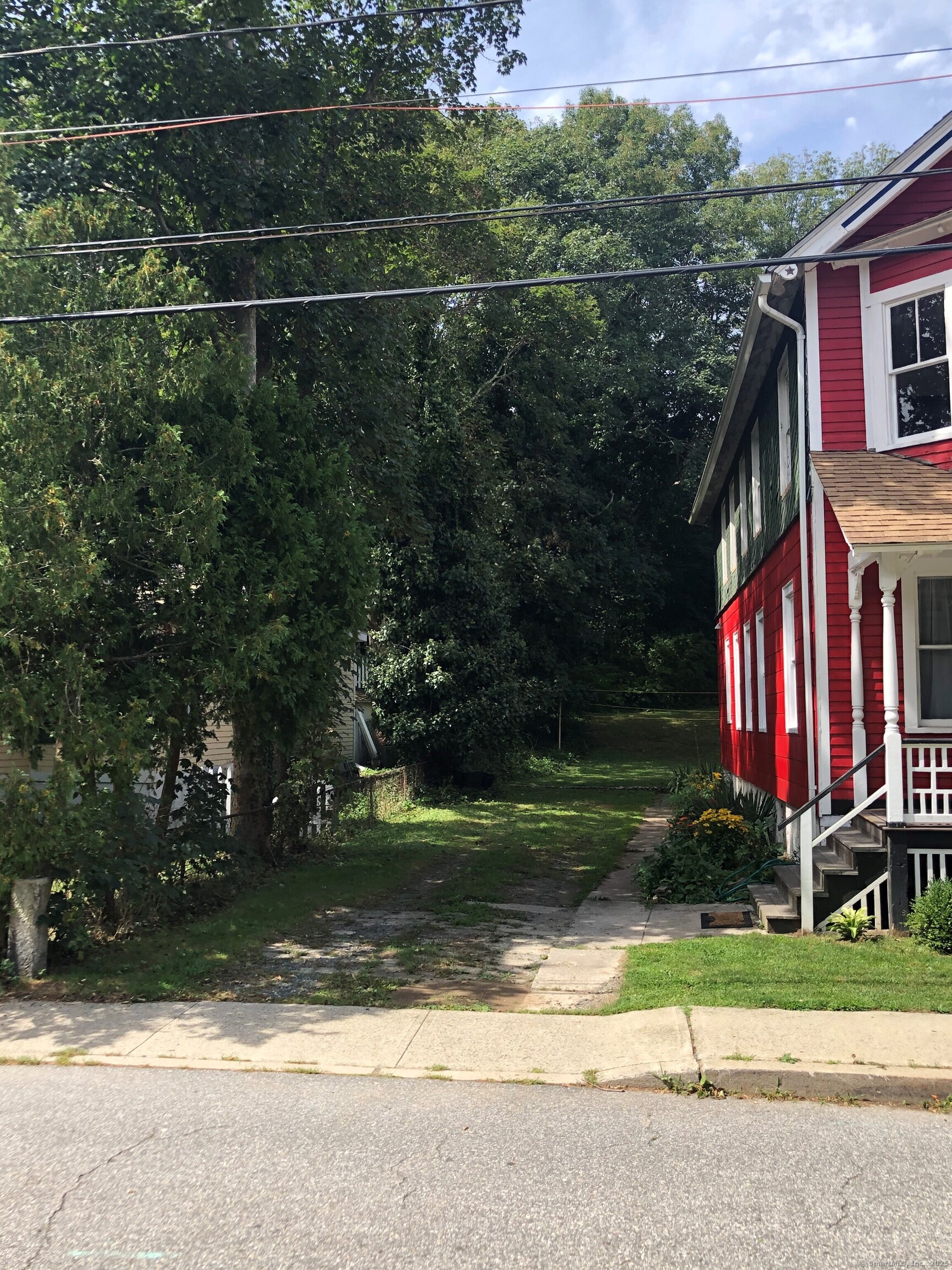 39 Pearl Street, Unit 2 Groton, CT 06355 - Photo 23 of 28