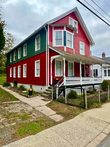 $2,500 | 39 Pearl Street, Unit 2, Groton, CT 06355