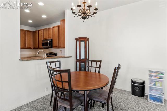 3992 Diamond Ridge View Colorado Springs, CO 80918 - Photo 6 of 31 Dining