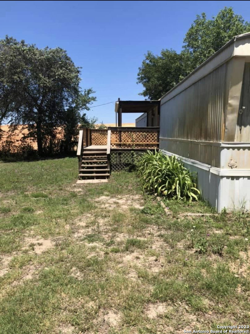 299 Highland Road Poteet, TX 78065 - Photo 12 of 31