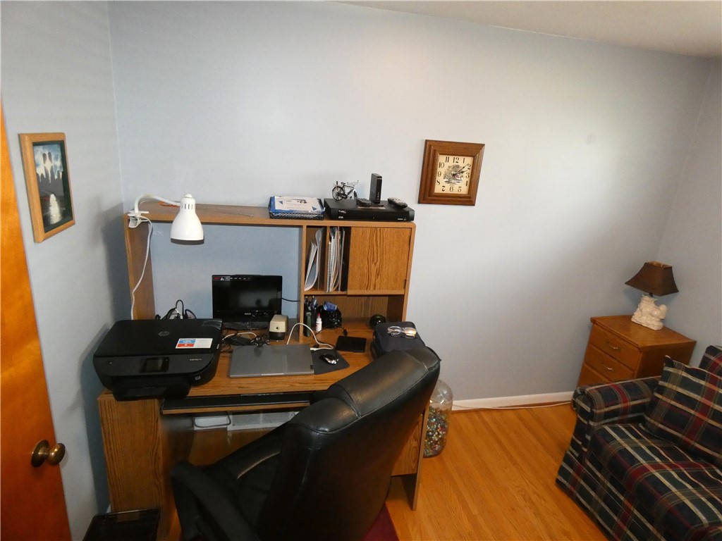 1004 Elmgrove Road Gates, NY 14624 - Photo 15 of 50