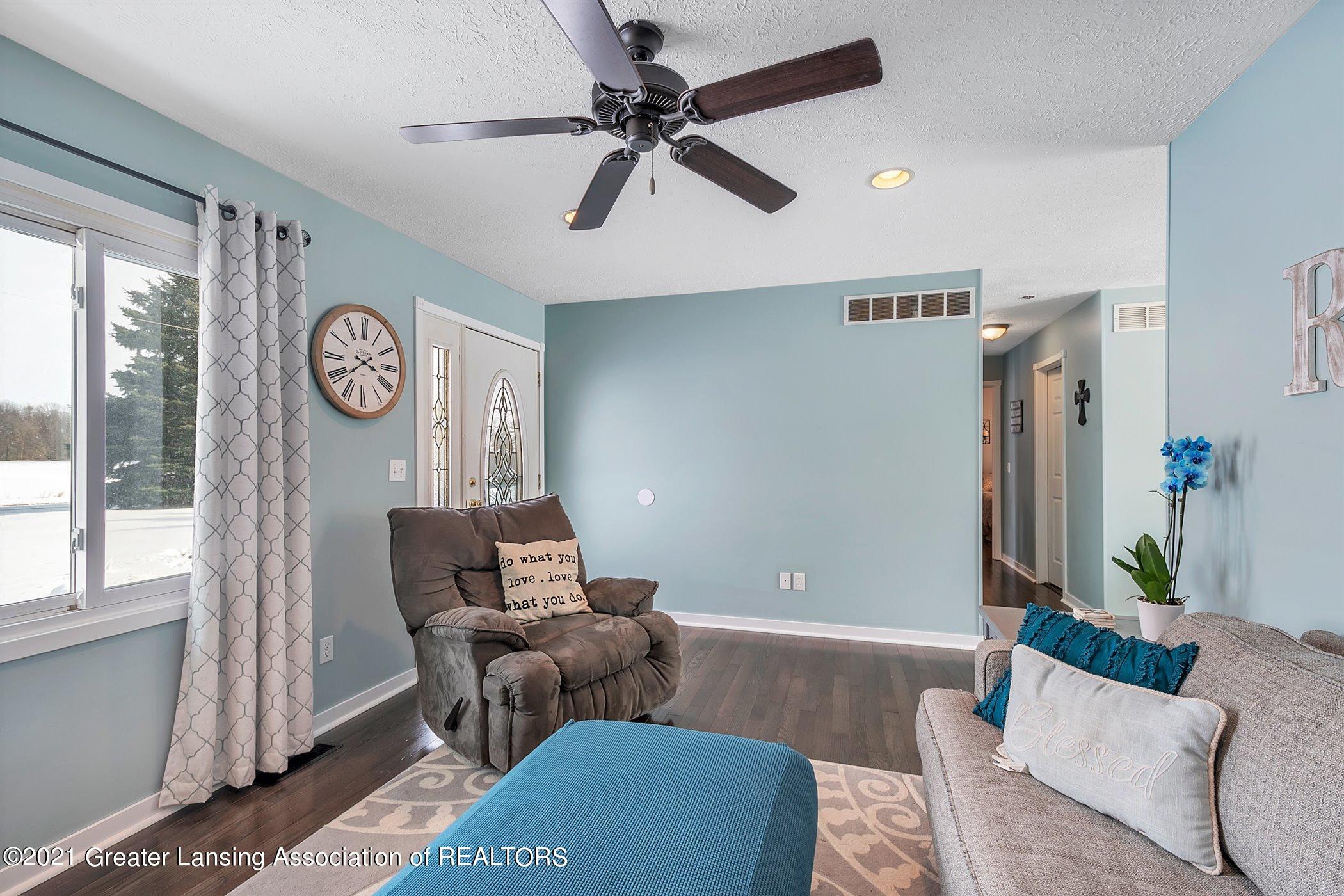 3150 Maurer Road Charlotte, MI 48813 - Photo 7 of 33 07-3150 Maurer Rd-Windowstill Real Estat