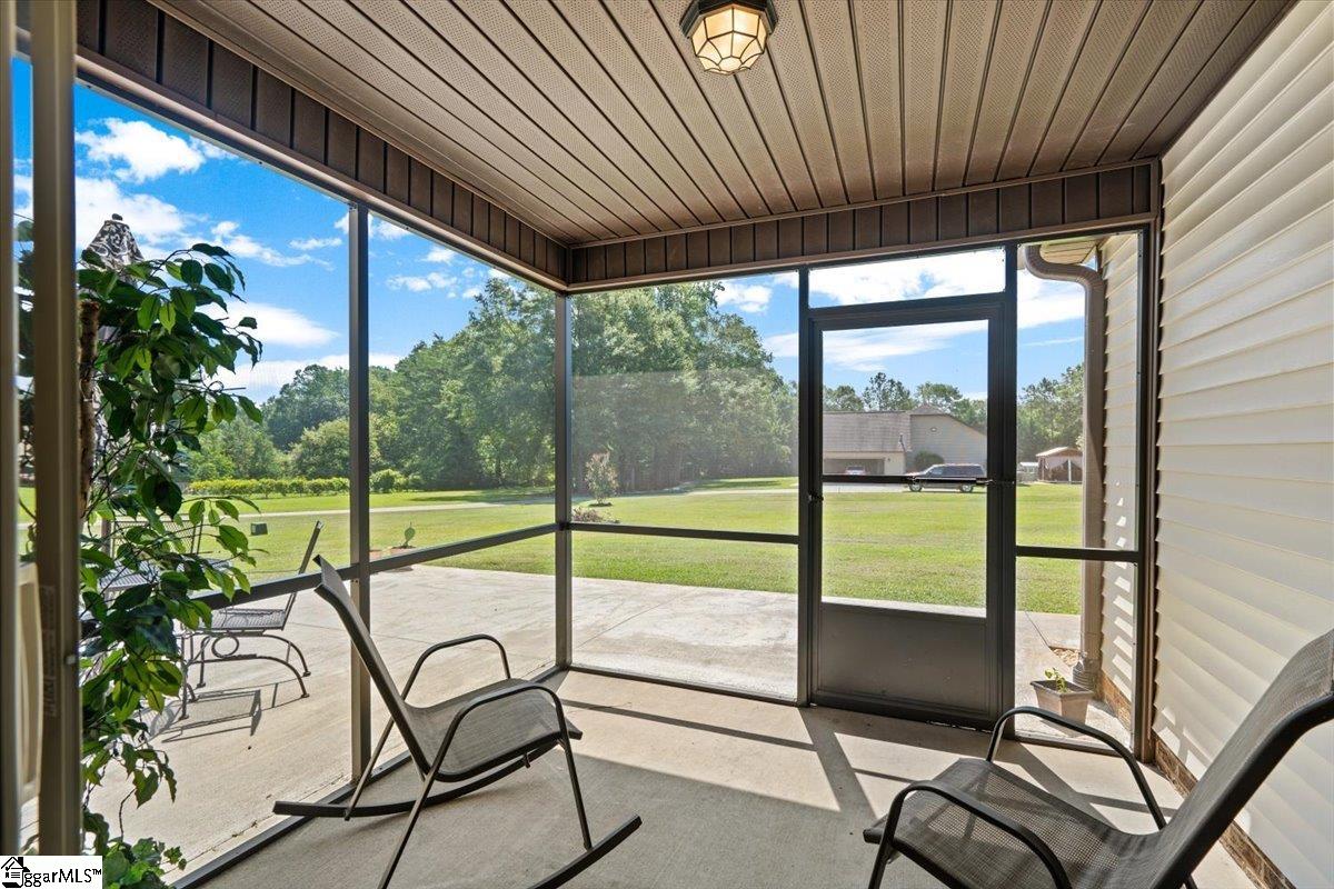 441 Old Pendleton Road Greenville, SC 29611 - Photo 16 of 29 Gallery Image 16