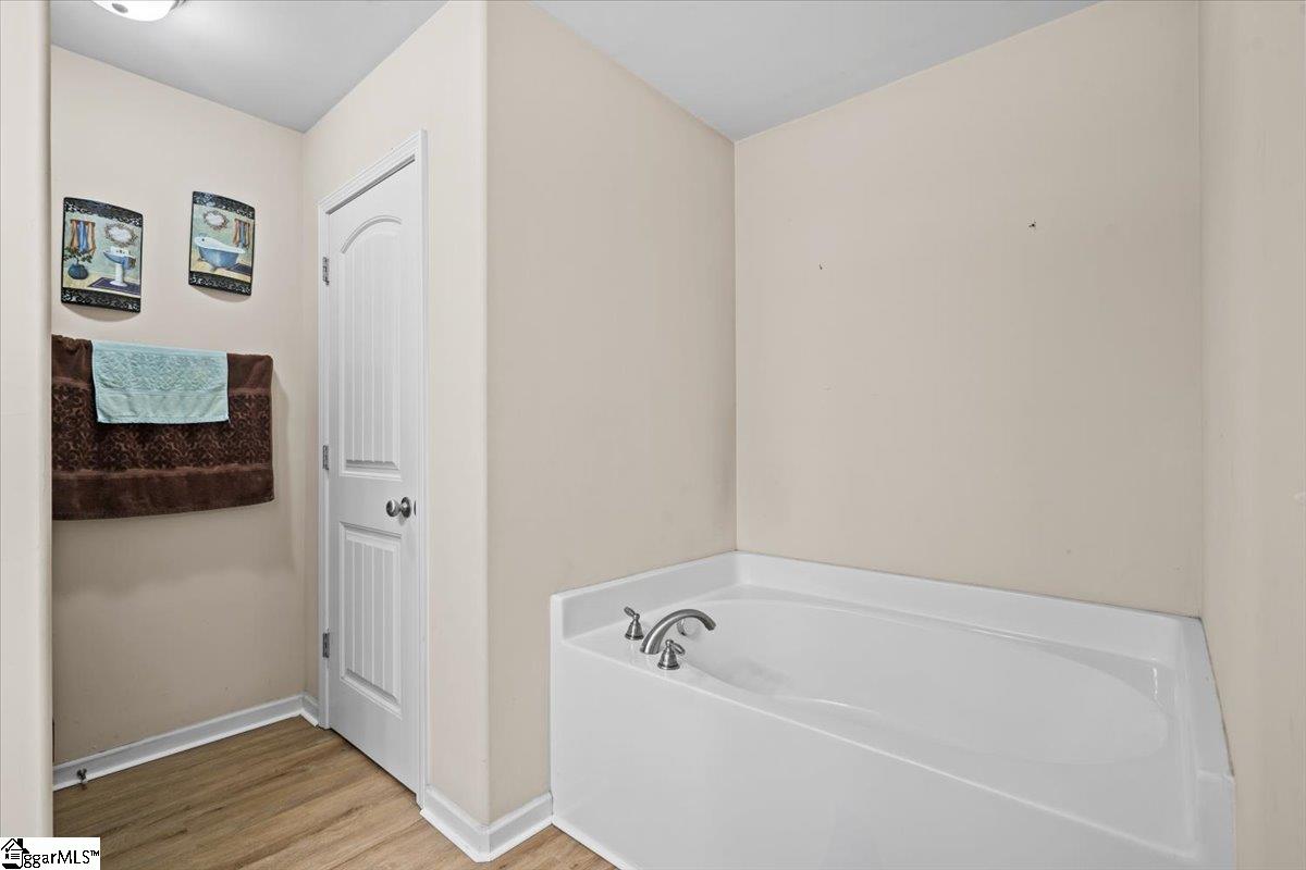 441 Old Pendleton Road Greenville, SC 29611 - Photo 23 of 29 Gallery Image 23