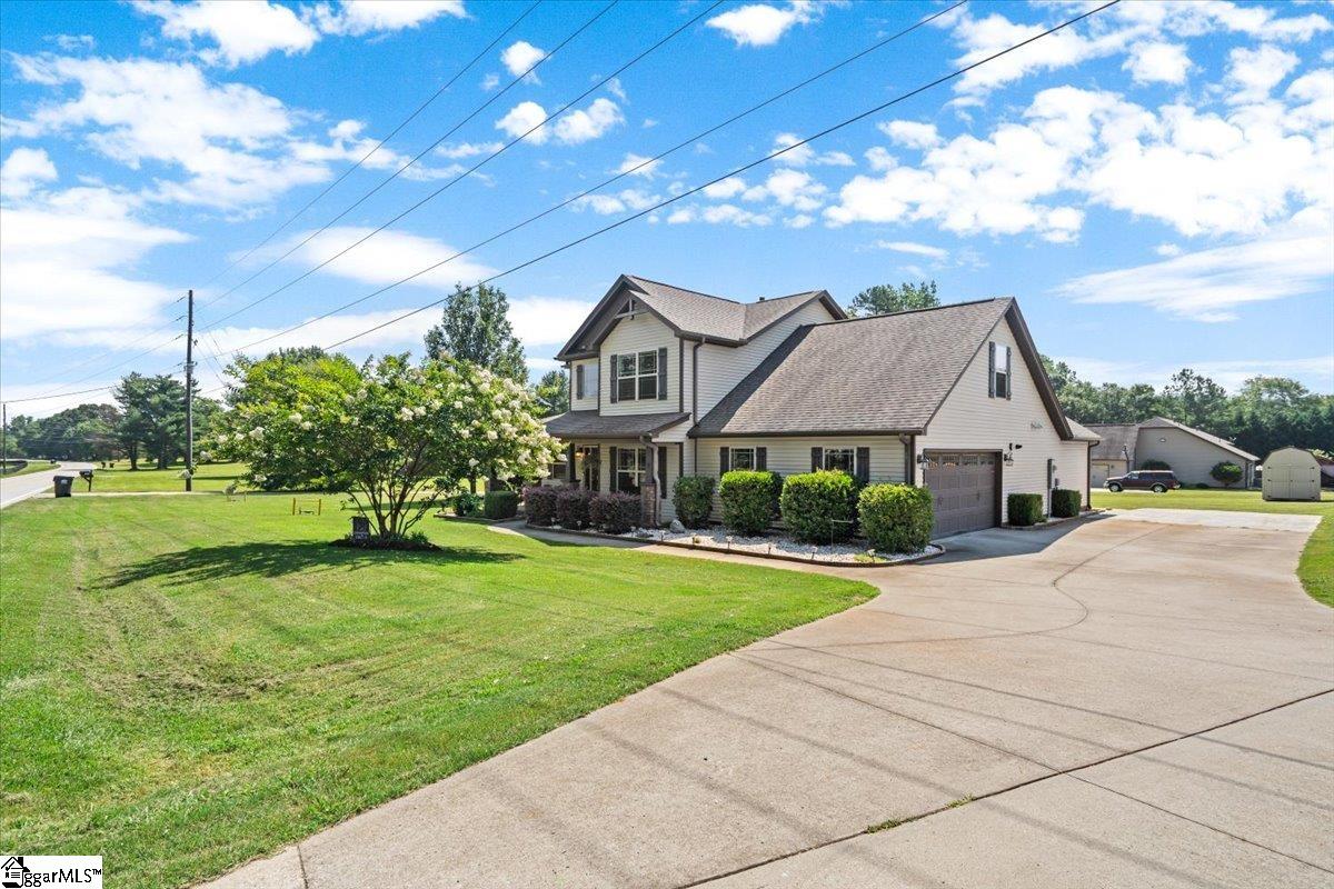 441 Old Pendleton Road Greenville, SC 29611 - Photo 4 of 29 Gallery Image 4