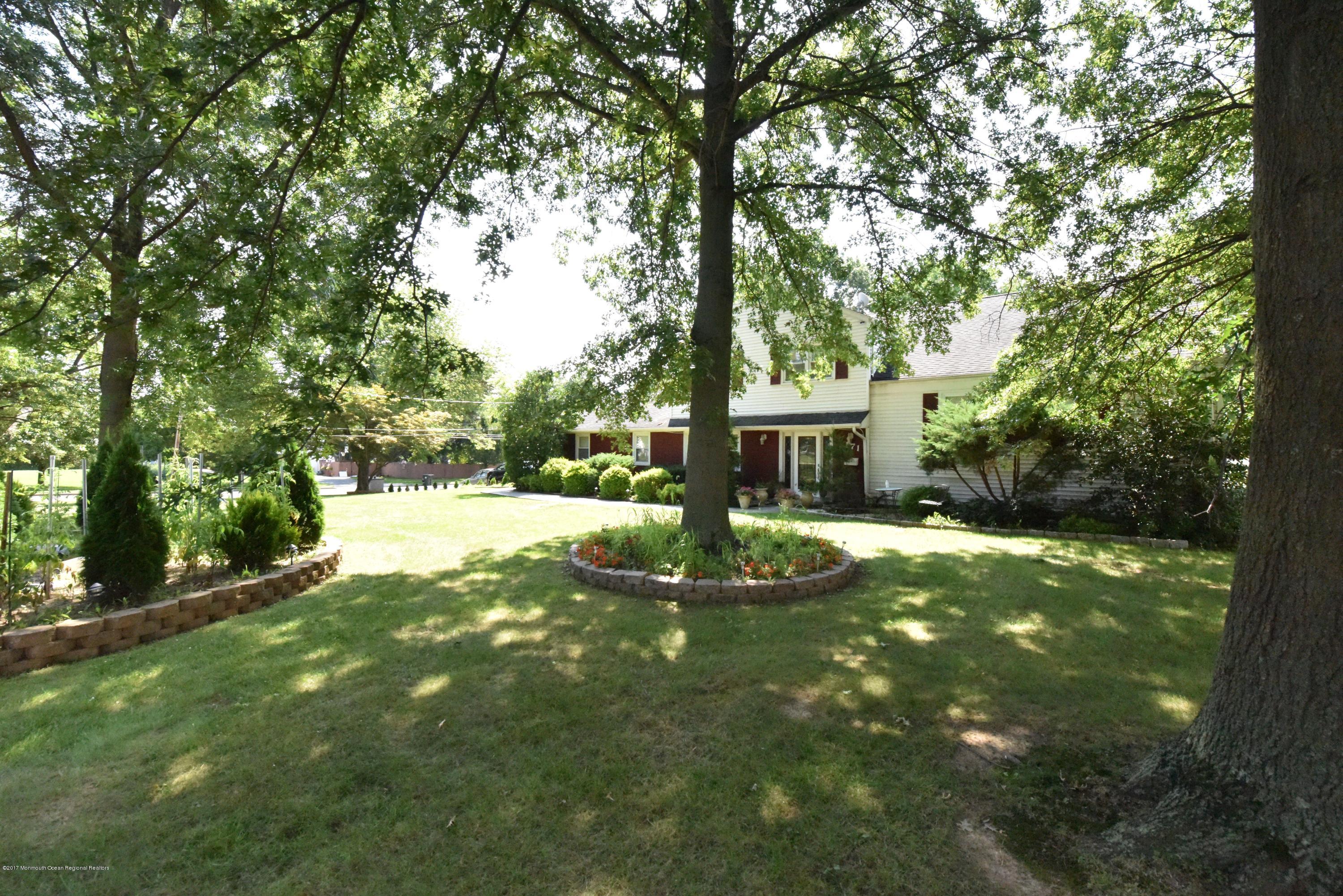171 Schanck Road Freehold, NJ 07728 - Photo 30 of 42 DSC_4110
