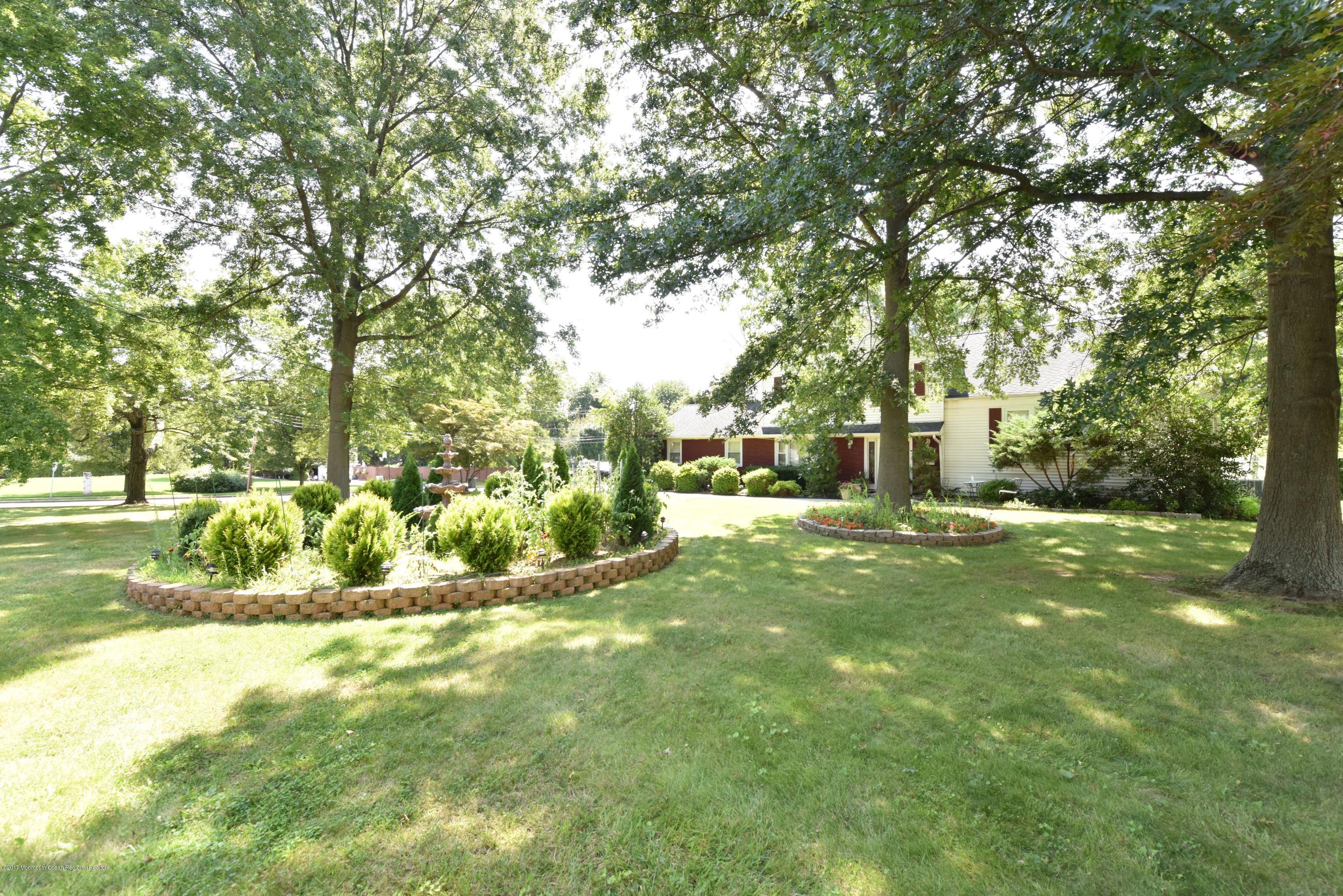 171 Schanck Road Freehold, NJ 07728 - Photo 31 of 42 DSC_4118