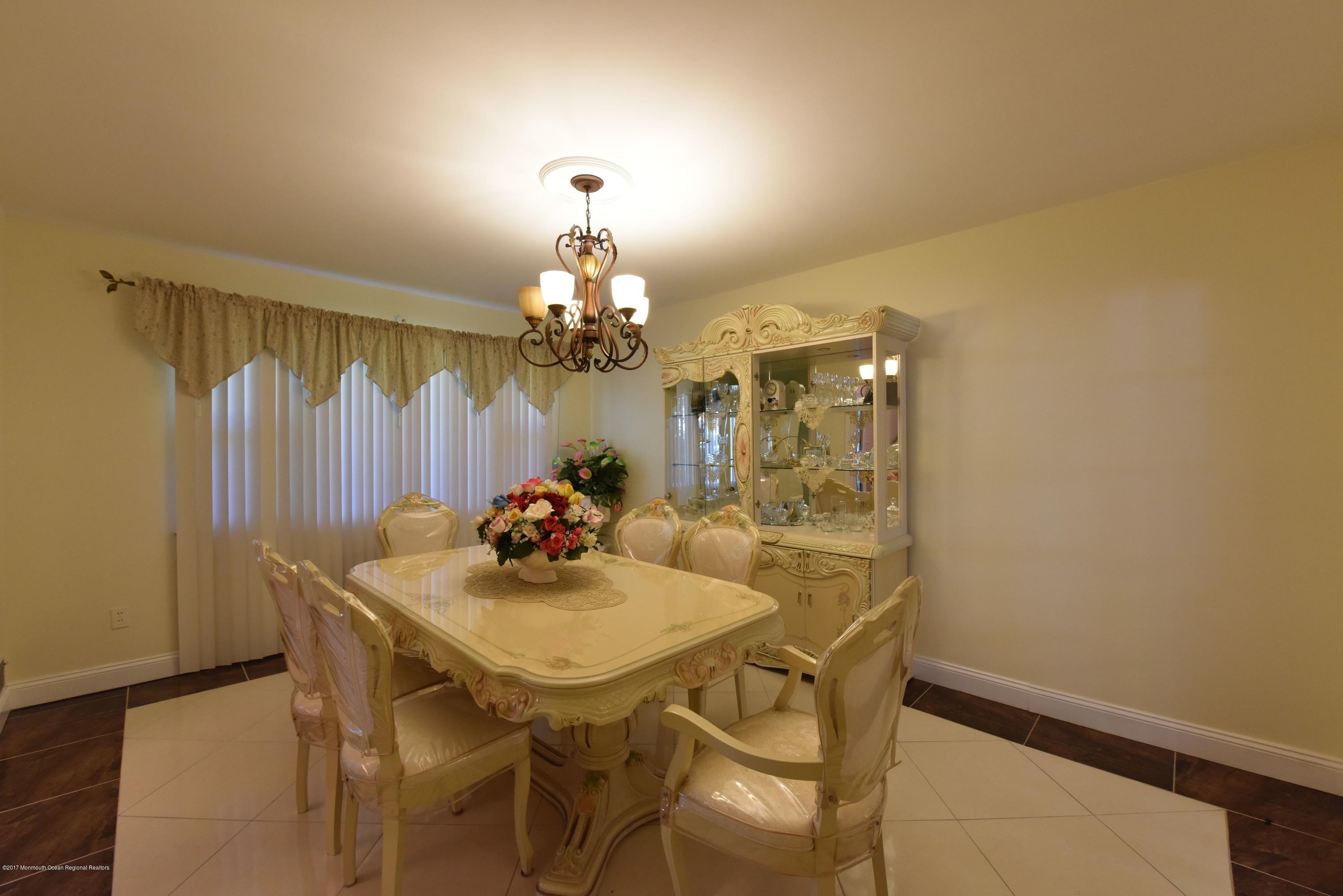171 Schanck Road Freehold, NJ 07728 - Photo 10 of 42 DSC_4008