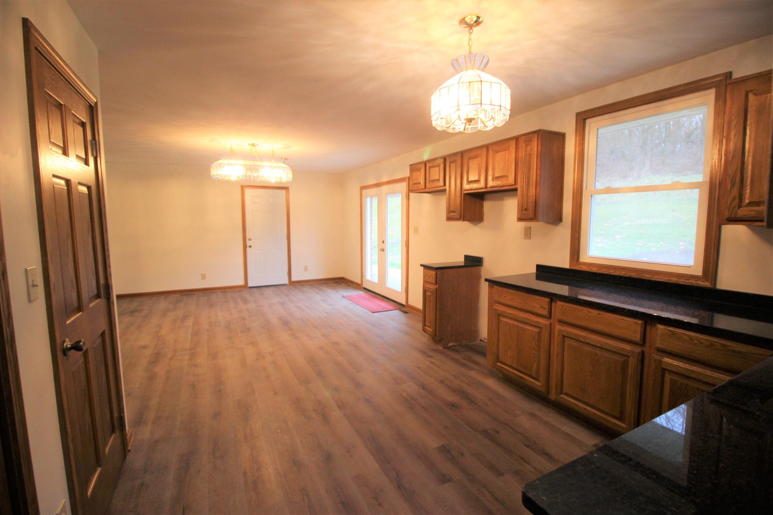 6601 Pleasant Valley Road Camden, OH 45311 - Photo 12 of 41