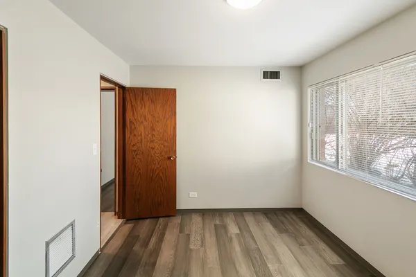 $2,200 | 318 Walker Avenue, Unit 7, Highland Park, IL 60035