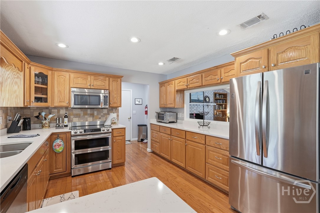 92 Screven Street Midway, GA 31320 - Photo 12 of 38