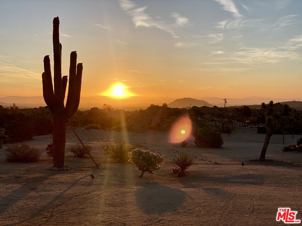 56434 B Cobalt Road Yucca Valley, CA 92284 - Photo 6 of 14 Gallery Image 6