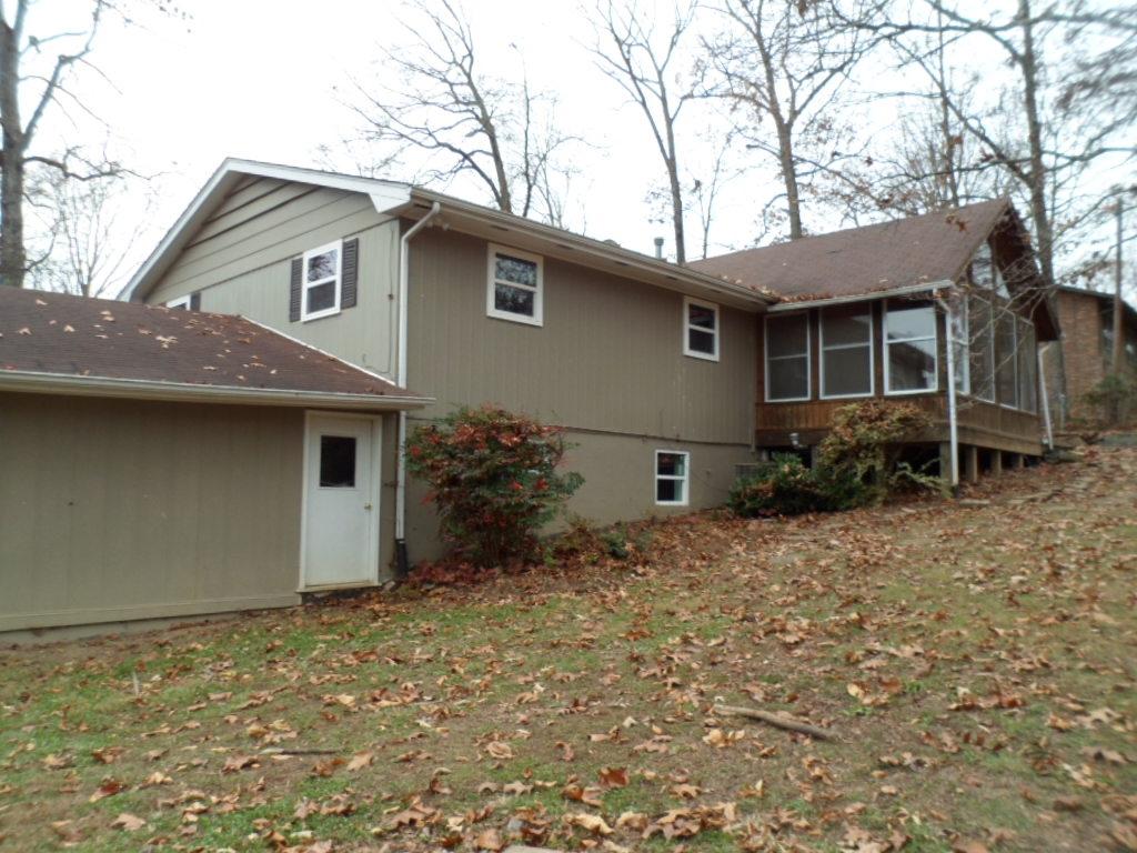 7920 Whitcomb Road Powell, TN 37849 - Photo 14 of 16 REAR (3)