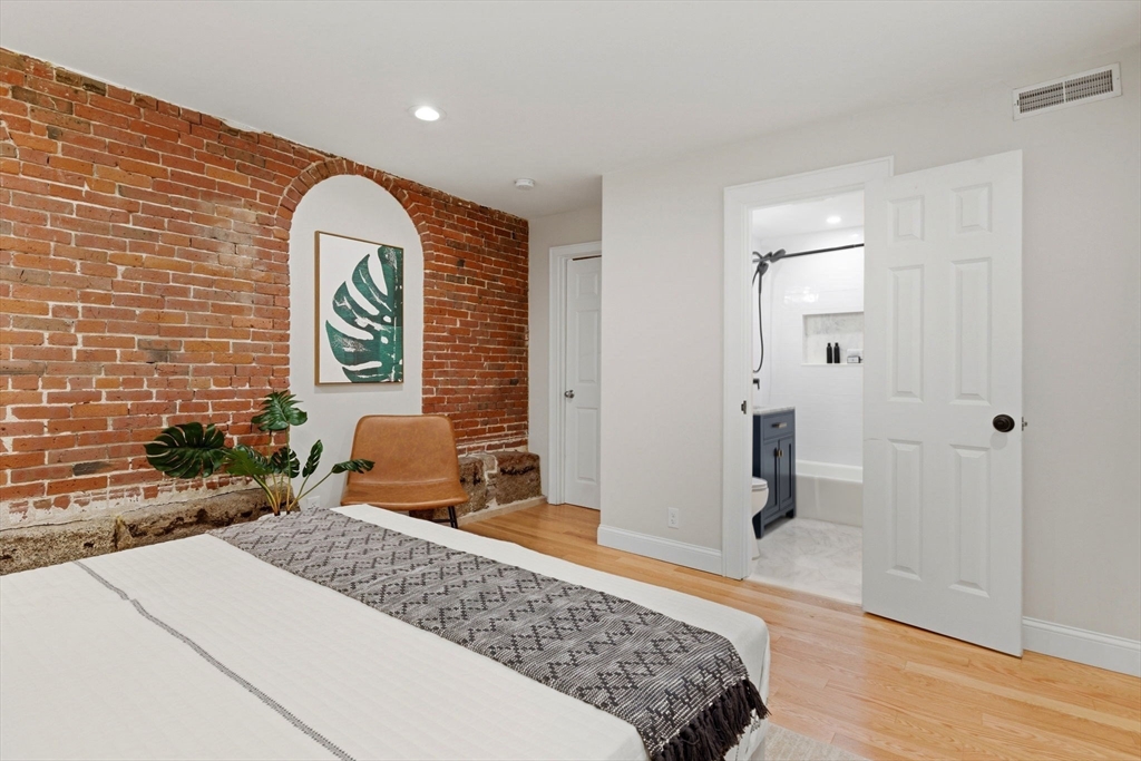 36 Worcester Square, Unit 1 Boston, MA 02118 - Photo 14 of 21