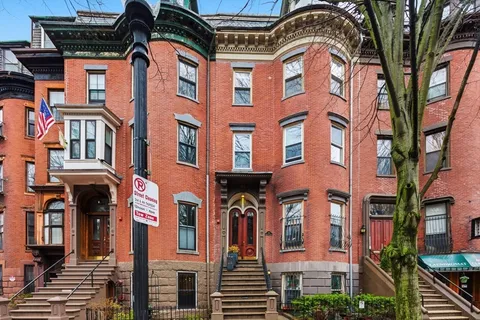 $749,900 | 36 Worcester Square, Unit 1, Boston, MA 02118