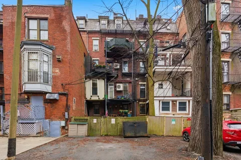 $749,900 | 36 Worcester Square, Unit 1, Boston, MA 02118
