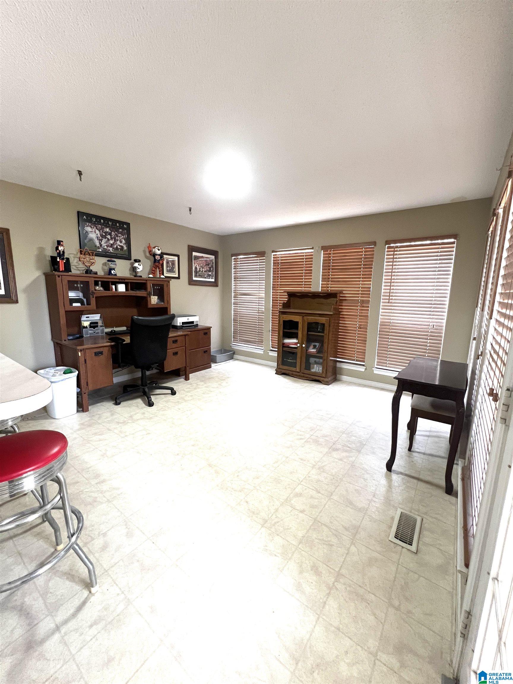 5868 Tommy Town Road Mount Olive, AL 35117 - Photo 9 of 25
