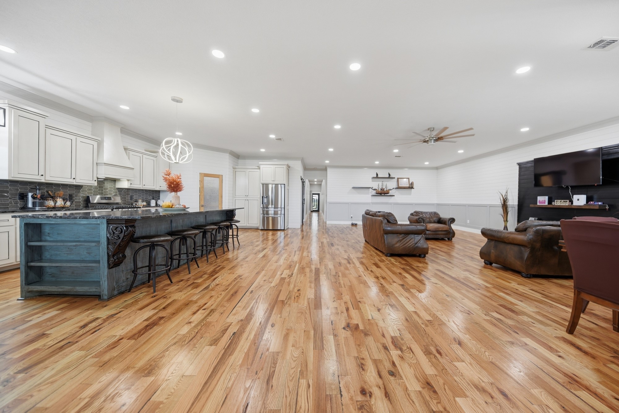 11234 North Loop Road Brenham, TX 77833 - Photo 8 of 50