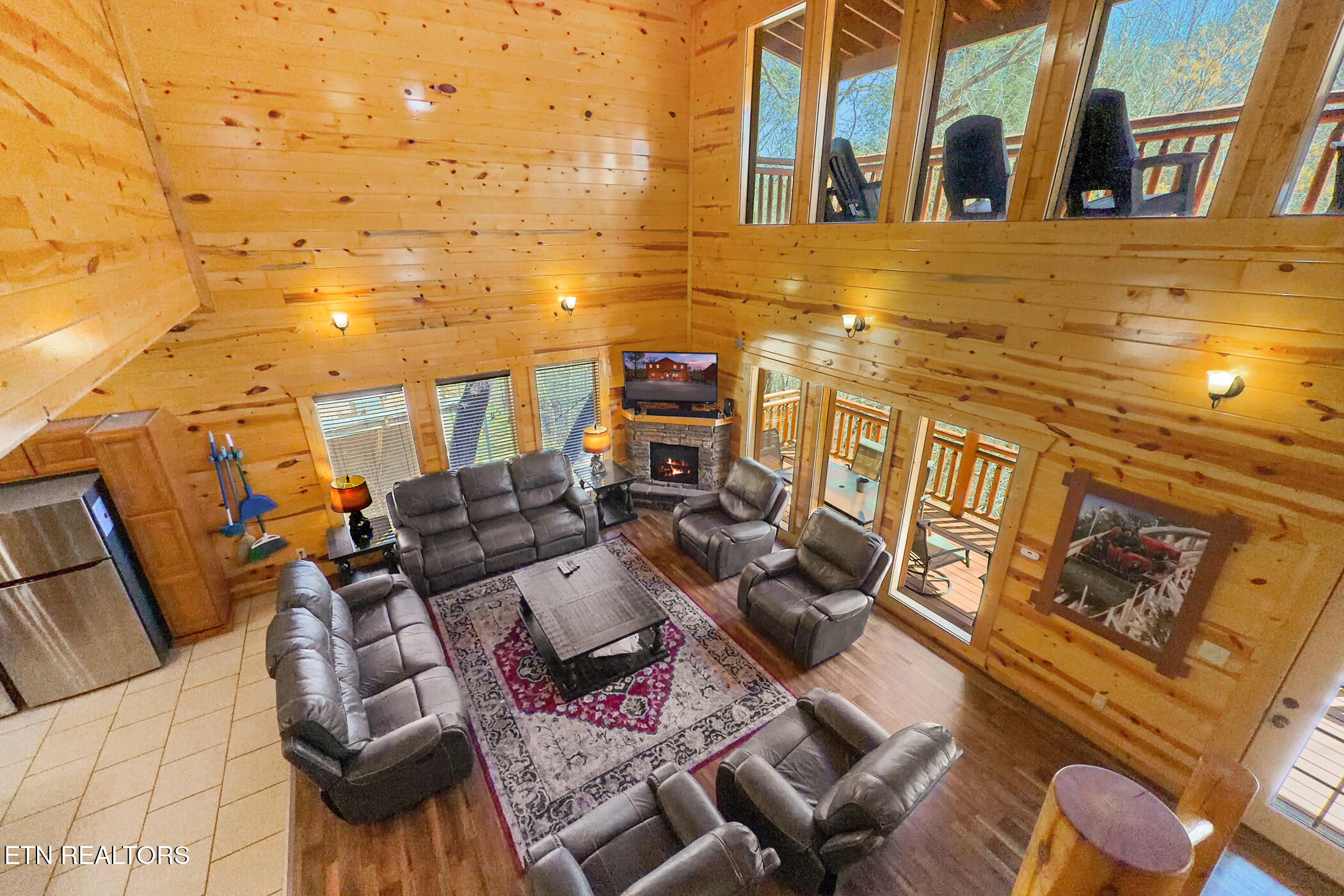 4355 Forest Ridge Way Pigeon Forge, TN 37863 - Photo 17 of 55 img_9035